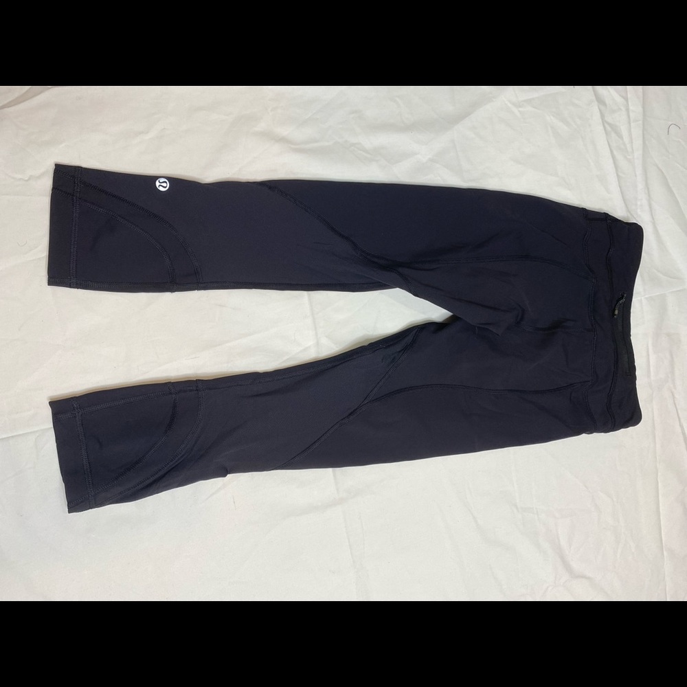 Lululemon leggings black capri MTVN motivation size 2 A030122 - Picture 2 of 6